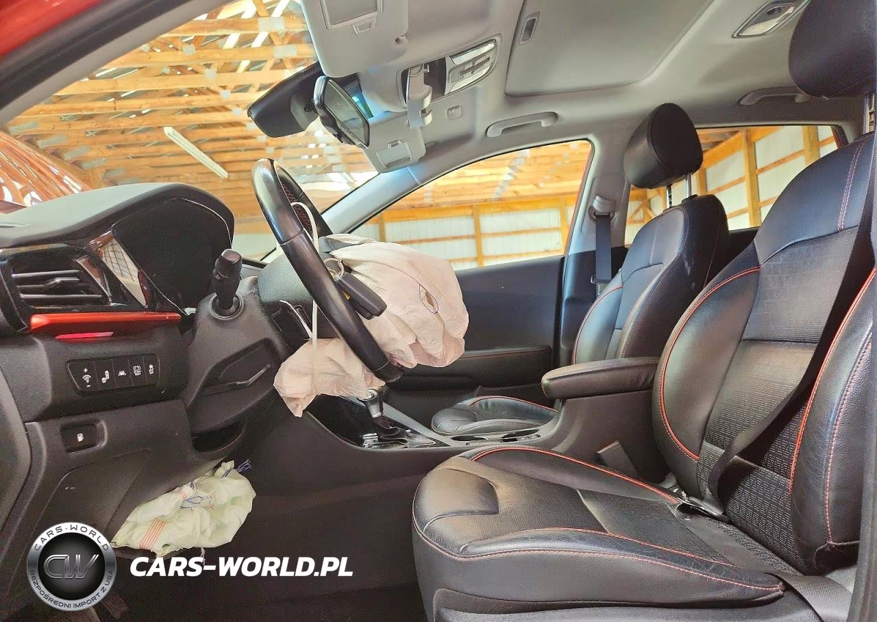2021 Kia Niro Touring Special Edition VIN:KNDCC3LC2M5472947 - 7