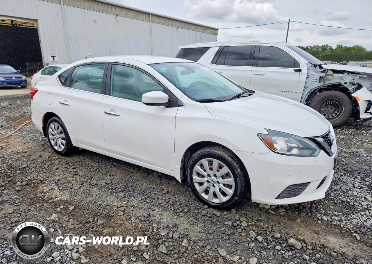 2017 Nissan Sentra S VIN:3N1AB7AP4HY288189 - 4