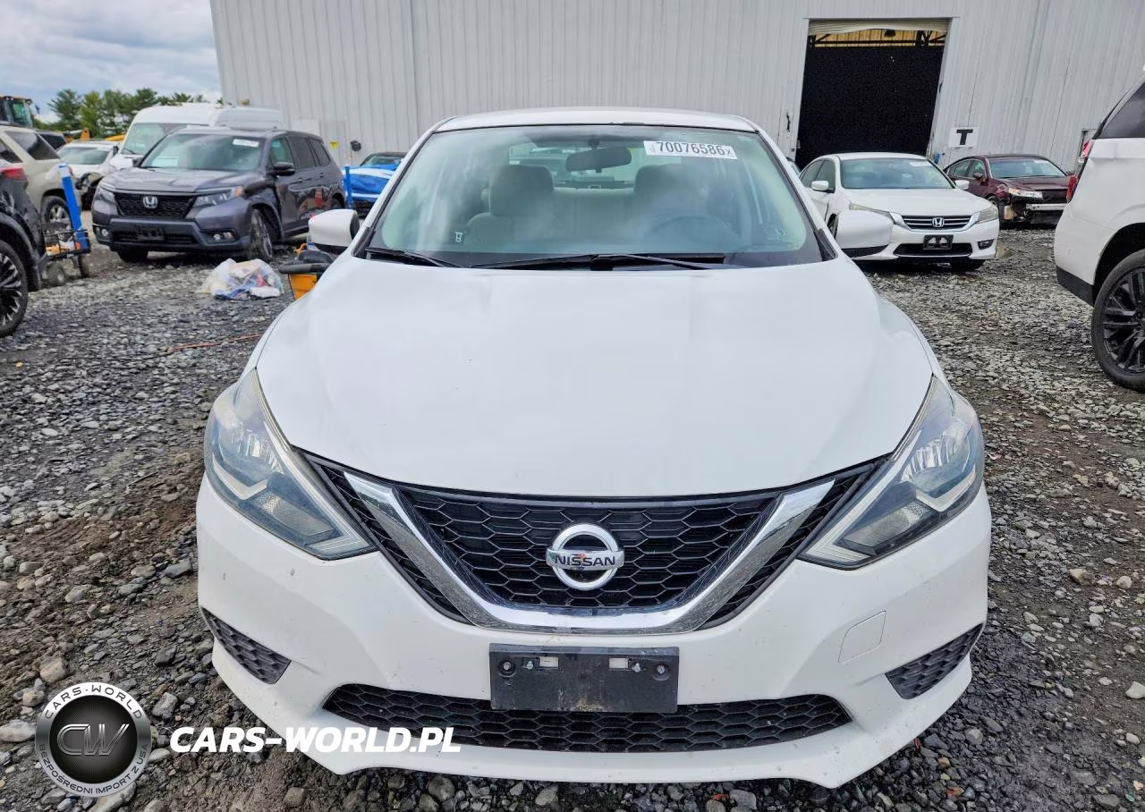 2017 Nissan Sentra S VIN:3N1AB7AP4HY288189 - 5