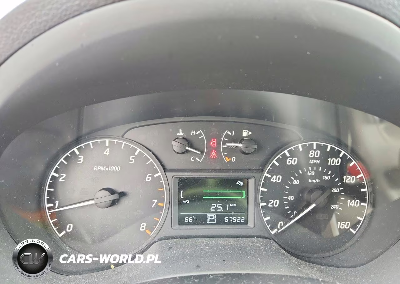 2017 Nissan Sentra S VIN:3N1AB7AP4HY288189 - 9