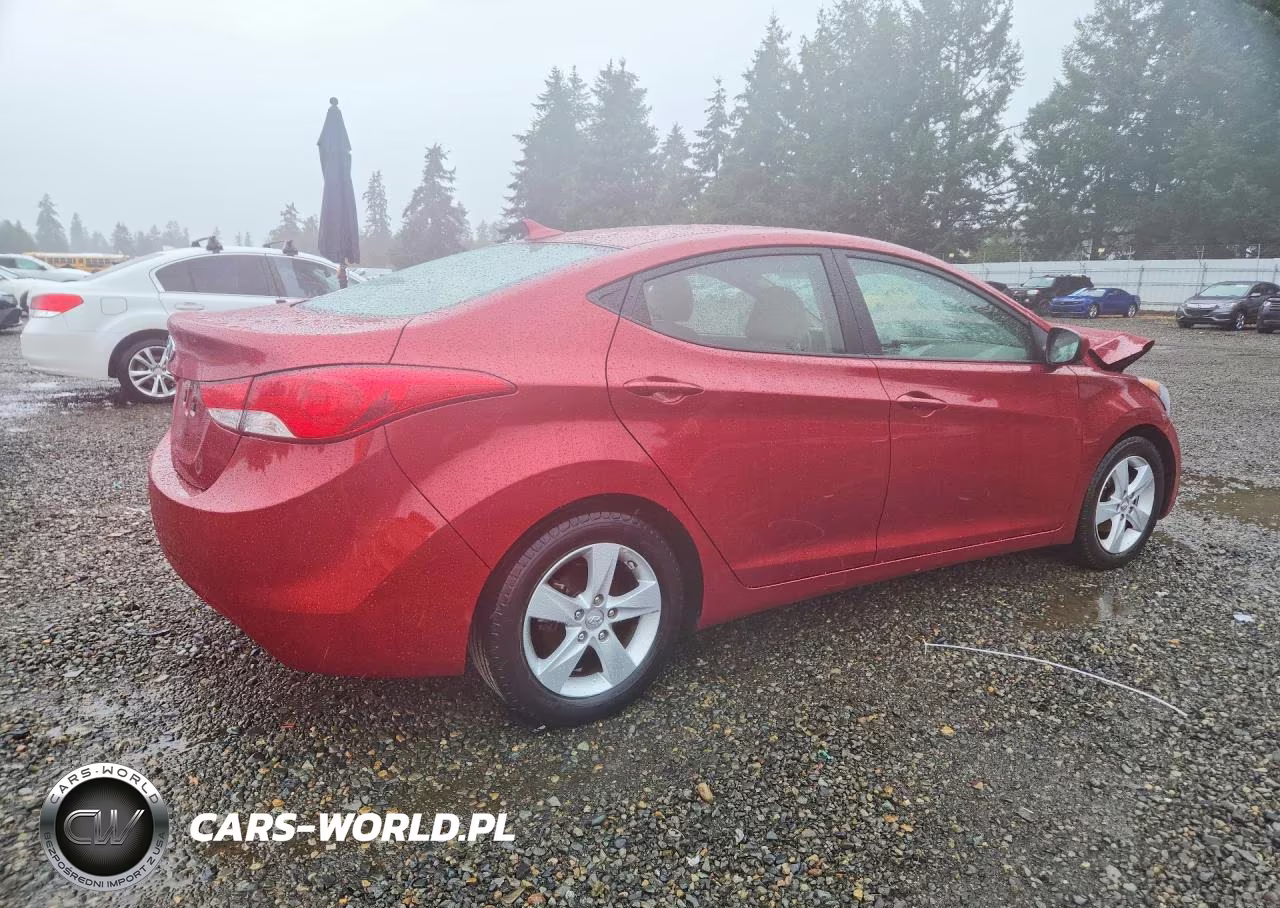 2013 Hyundai Elantra Gls VIN:5NPDH4AE4DH254606 - 3