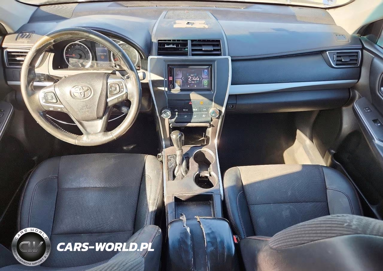 2016 Toyota Camry Se VIN:4T1BF1FK5GU580852 - 8