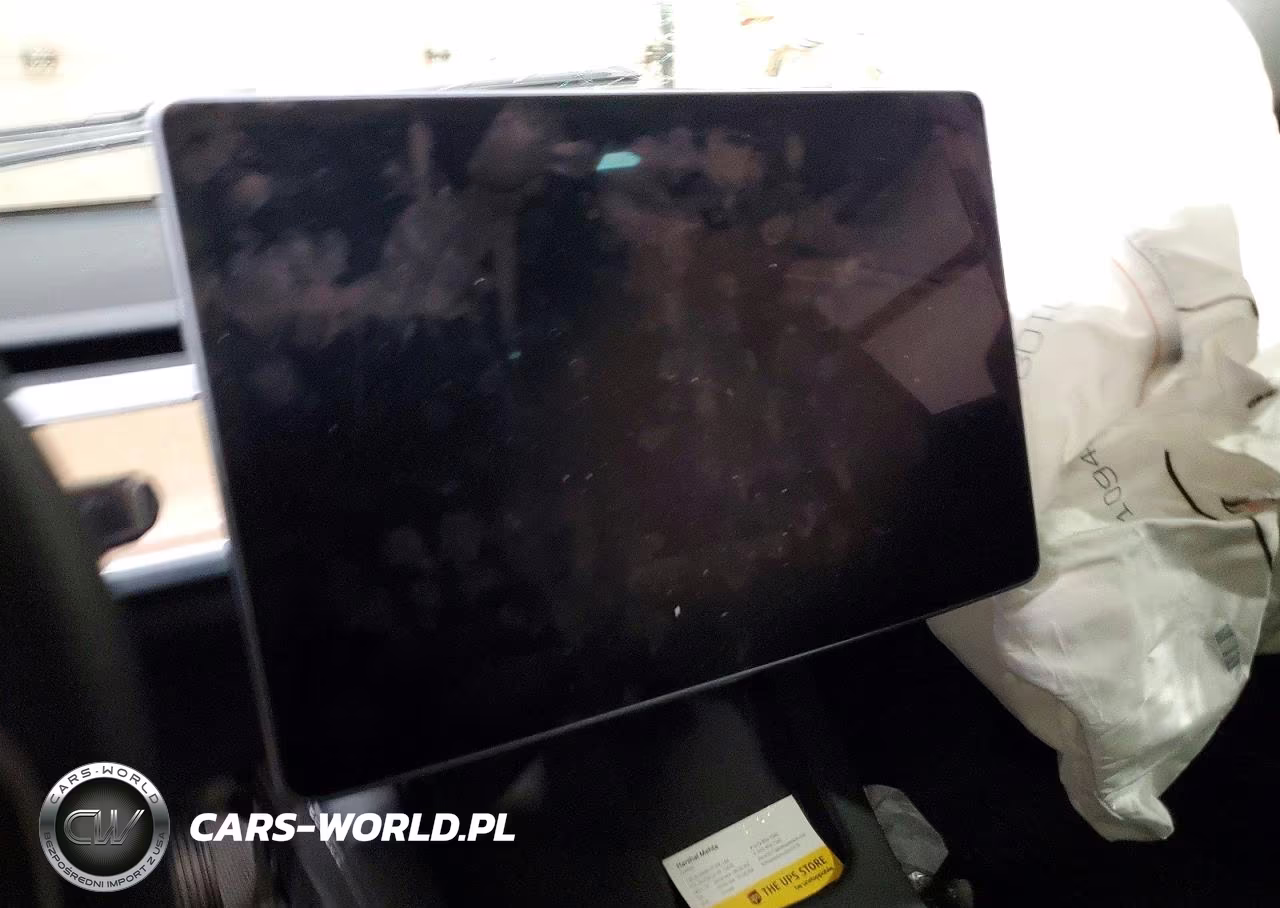 2023 Tesla Model 3 VIN:5YJ3E1EA6PF489439 - 9