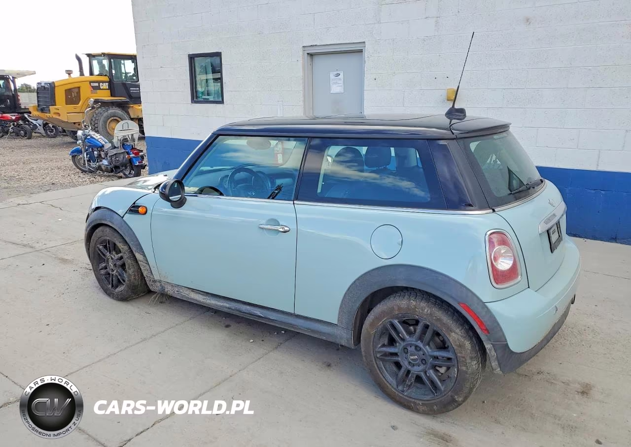 2013 Mini Cooper VIN:WMWSU3C50DT548541 - 2