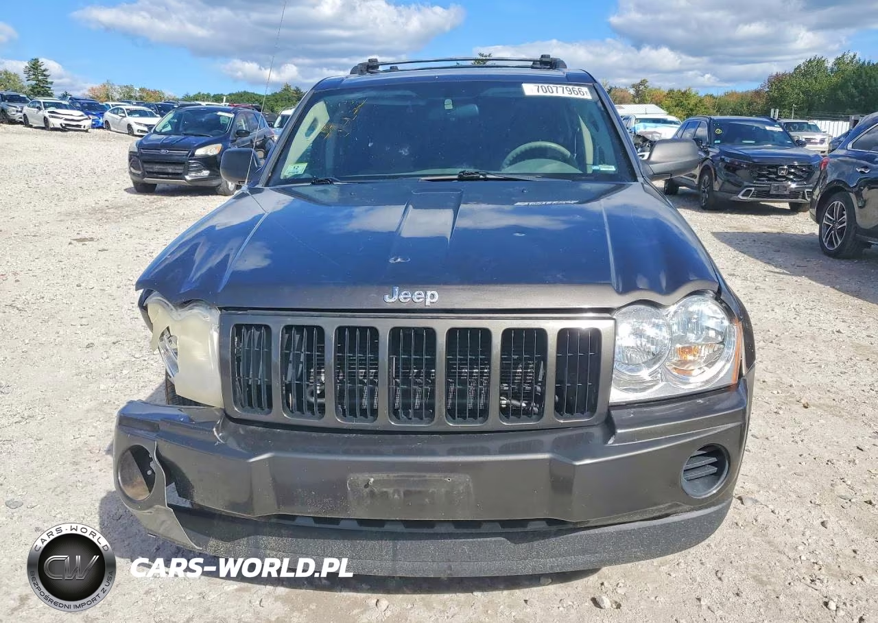 2005 Jeep Grand Cherokee Laredo VIN:1J4GR48K45C641119 - 5