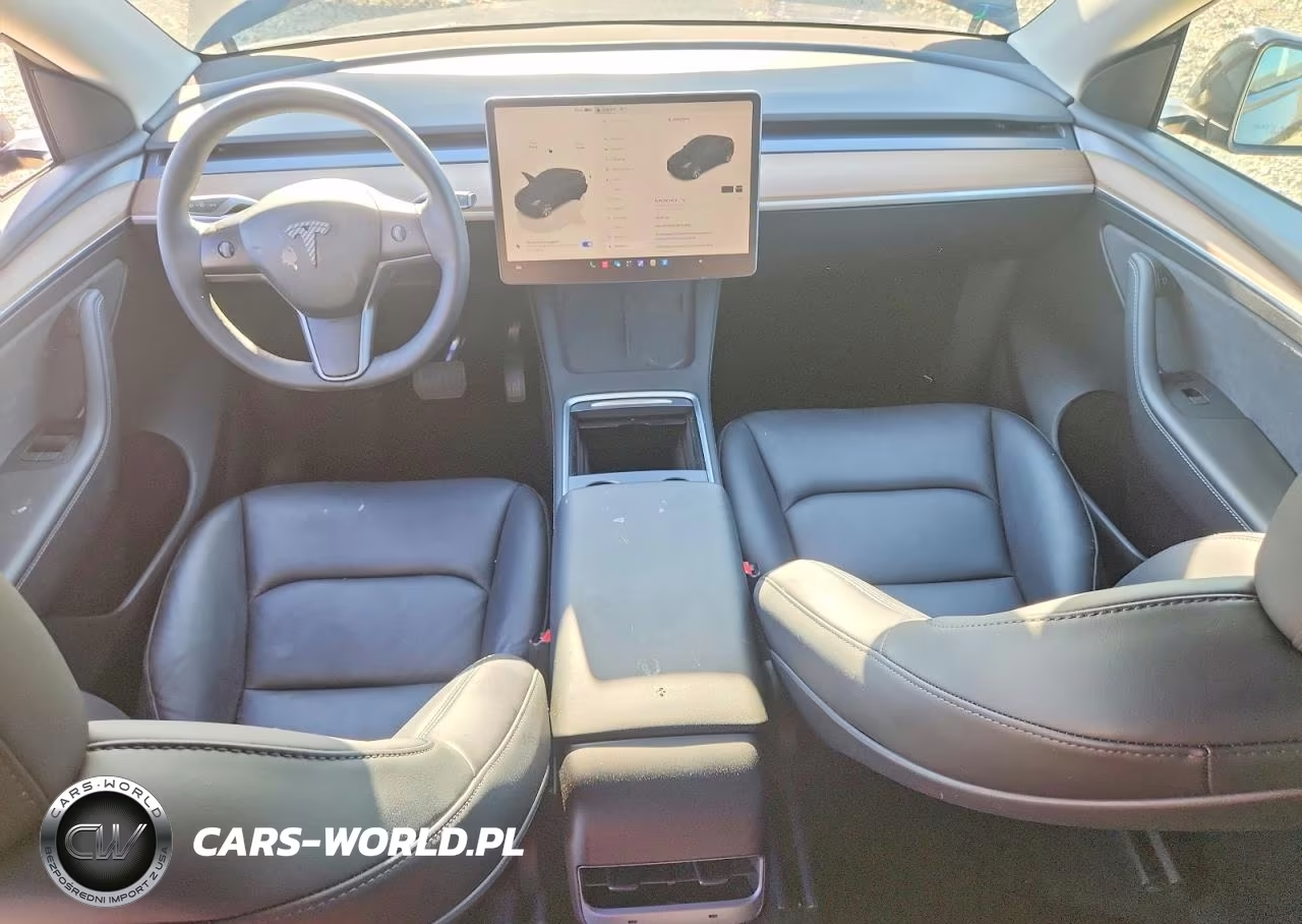 2024 Tesla Model Y VIN:7SAYGDEE1RF032502 - 8