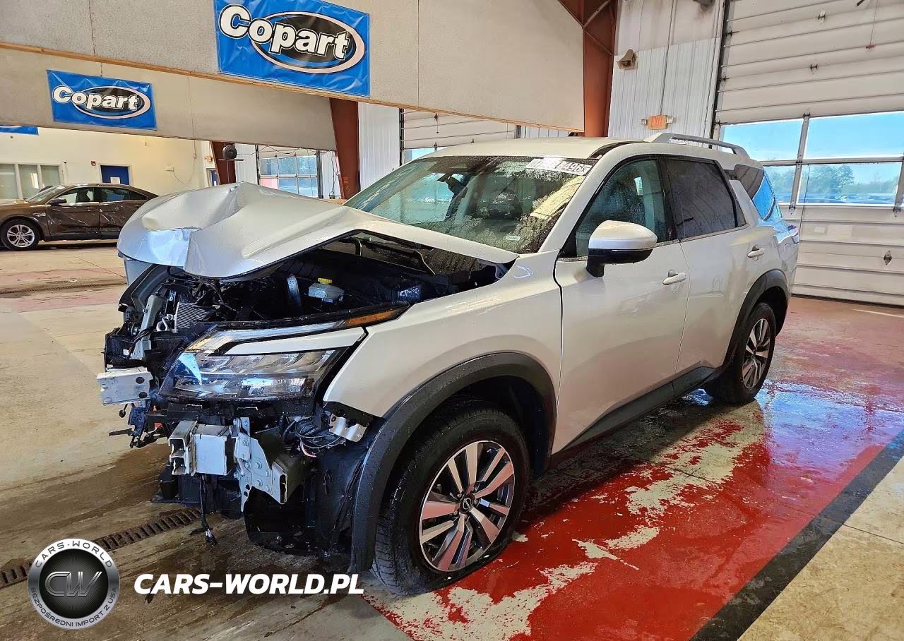 2025 Nissan Pathfinder Sl