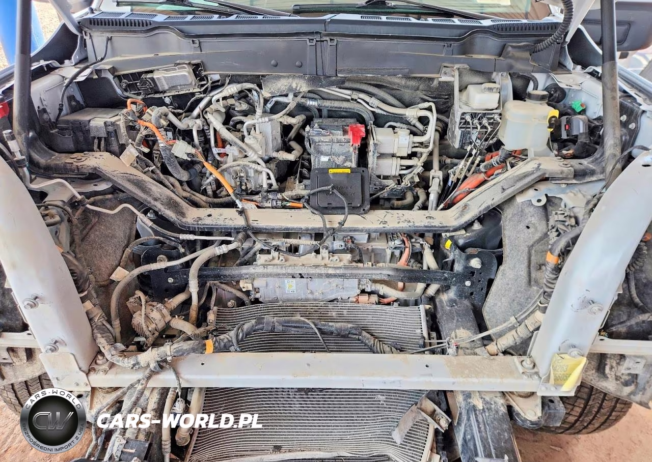 2025 Ford F150 Lightning Pro VIN:1FT6W1B78SWG00077 - 11