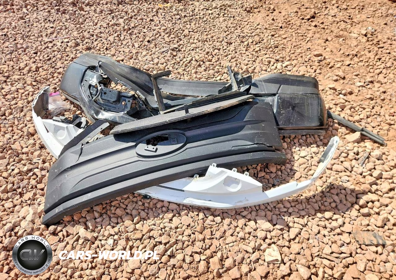 2025 Ford F150 Lightning Pro VIN:1FT6W1B78SWG00077 - 12