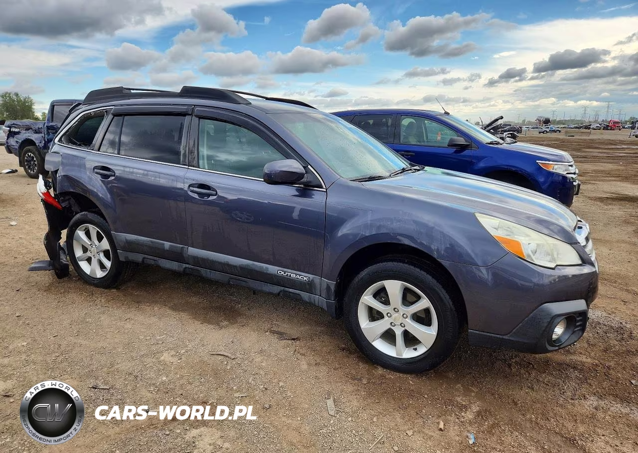 2014 Subaru Outback 2.5I Premium VIN:4S4BRCCC2E3222966 - 4