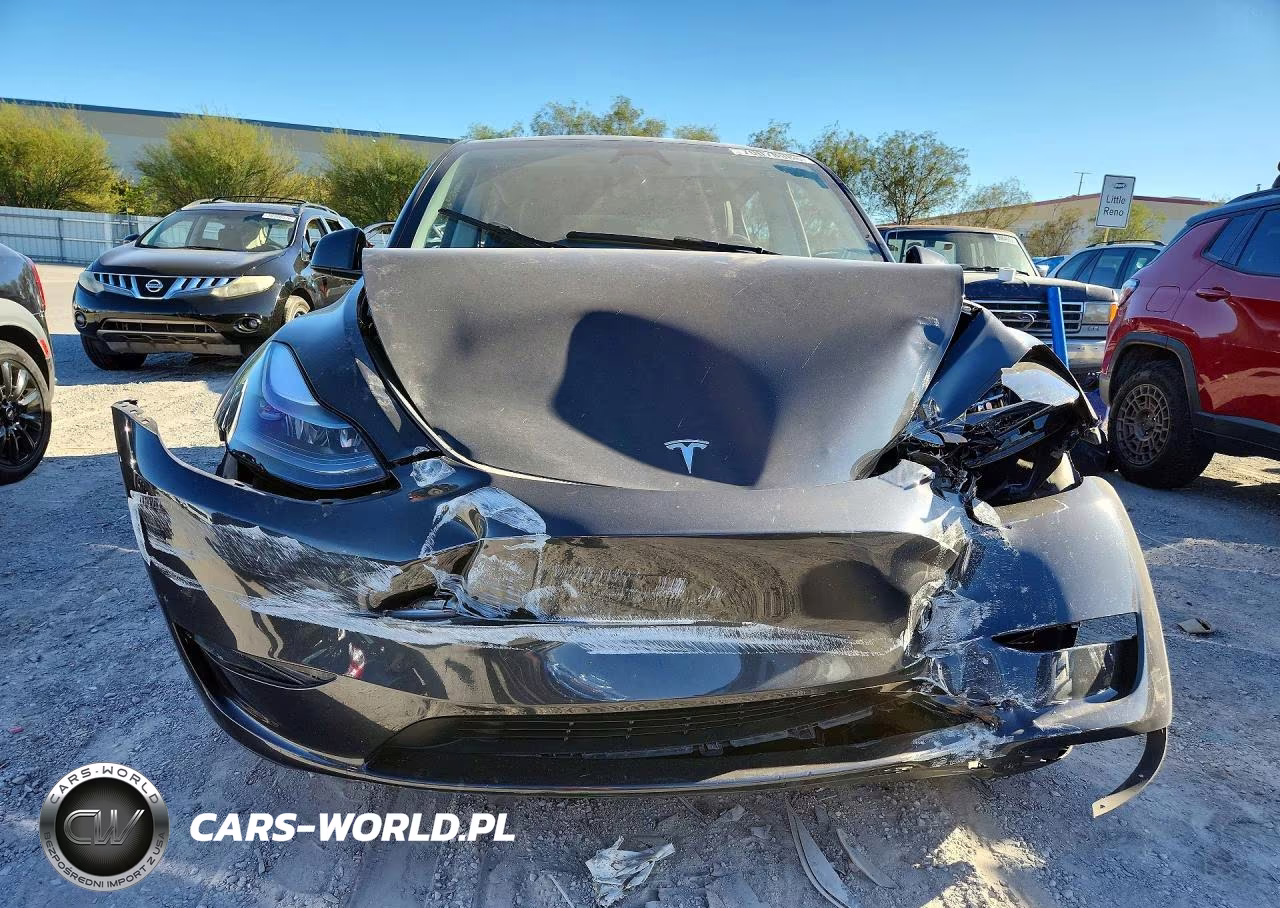 2024 Tesla Model Y VIN:7SAYGDEE7RF991046 - 5