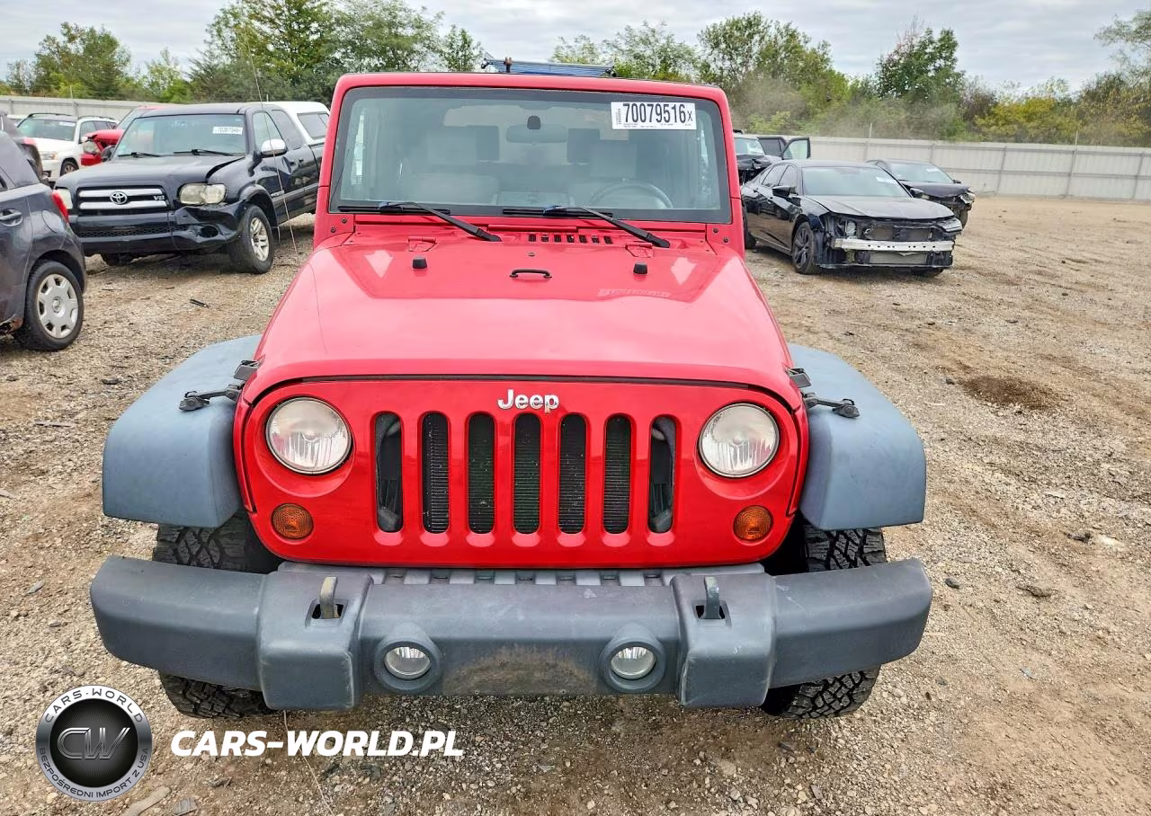 2009 Jeep Wrangler X VIN:1J4FA24109L747142 - 5