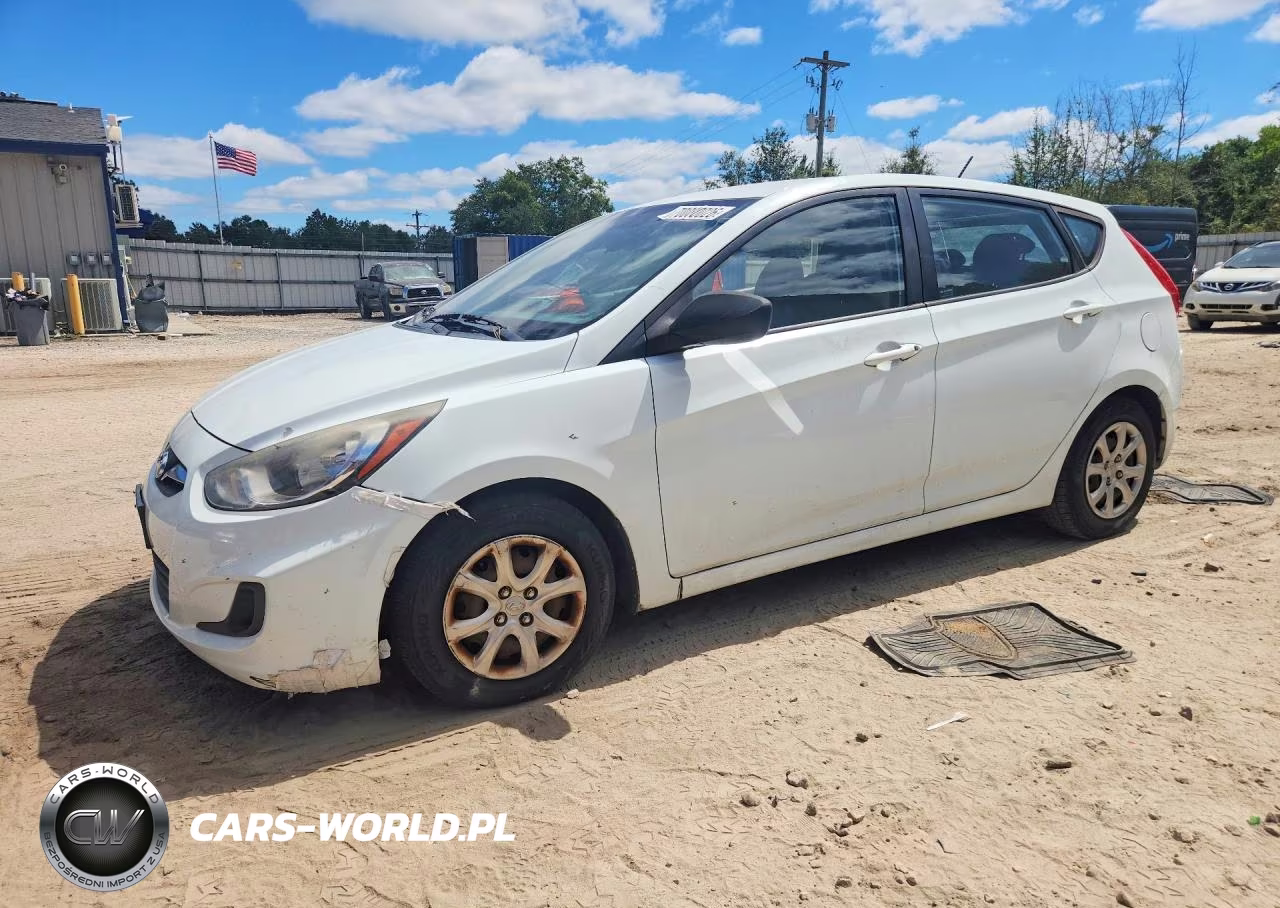 2012 Hyundai Accent Gs