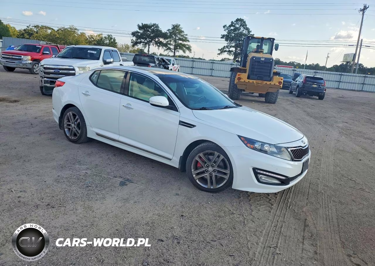 2013 Kia Optima Sx VIN:5XXGR4A66DG116161 - 4