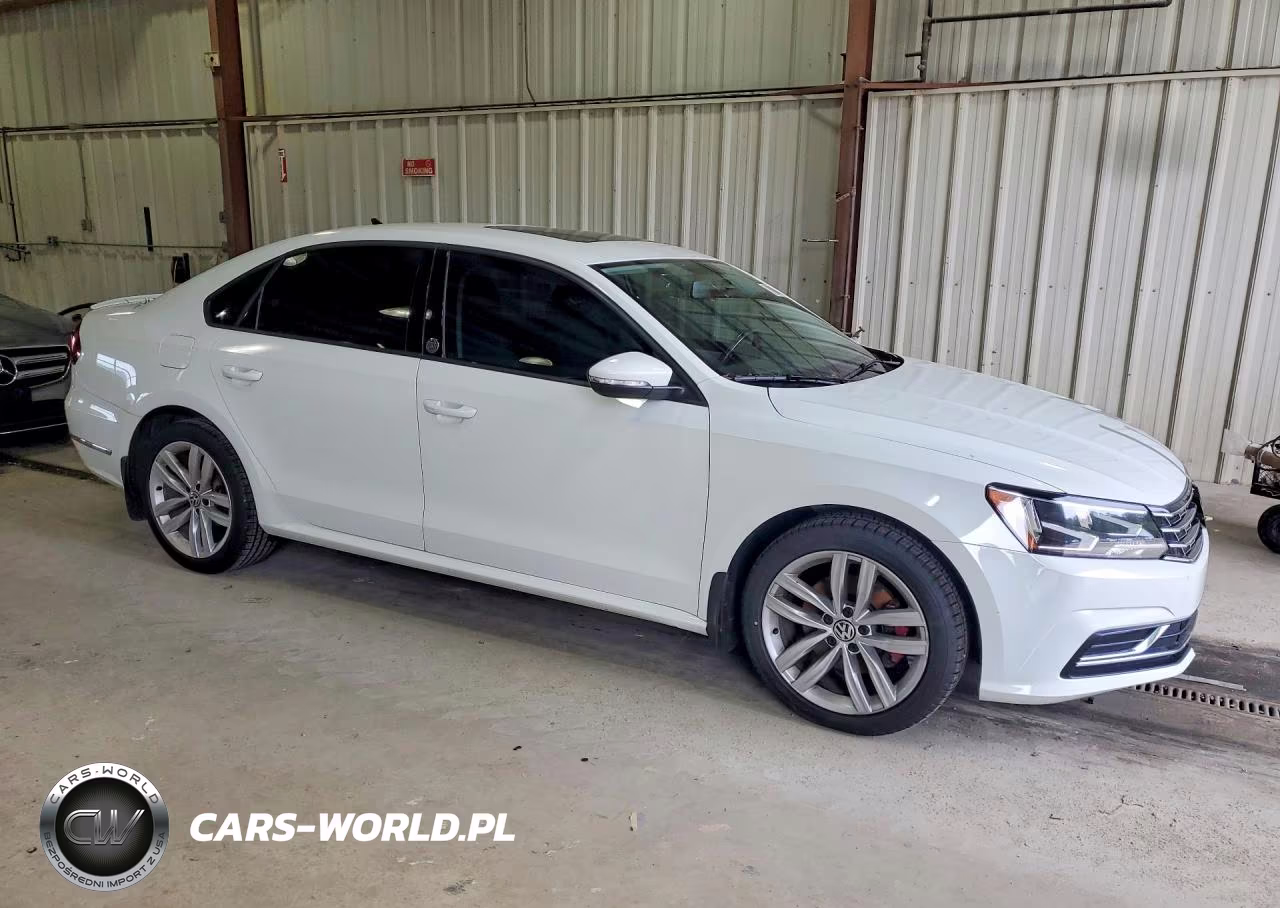 2019 Volkswagen Passat Wolfsburg VIN:1VWLA7A33KC000813 - 4