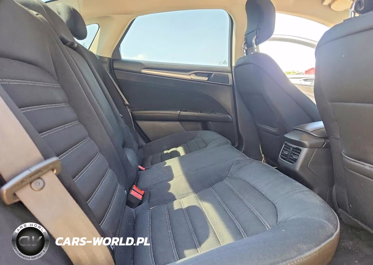 2014 Ford Fusion Se VIN:3FA6P0HD8ER330205 - 10