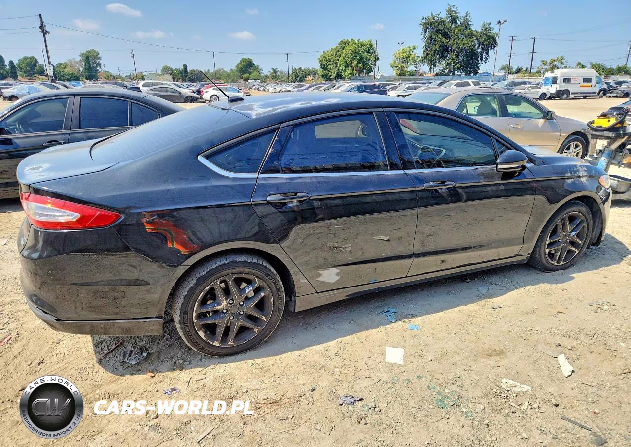 2014 Ford Fusion Se VIN:3FA6P0HD8ER330205 - 3