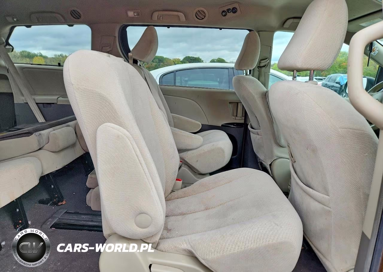 2011 Toyota Sienna Le VIN:5TDKK3DC3BS079043 - 11