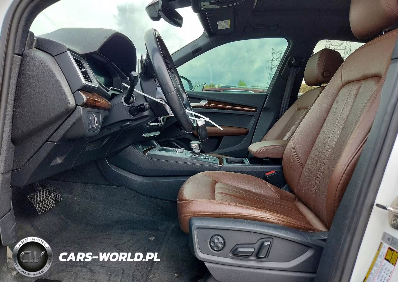 2018 Audi Q5 Premium Plus VIN:WA1BNAFY2J2076512 - 7