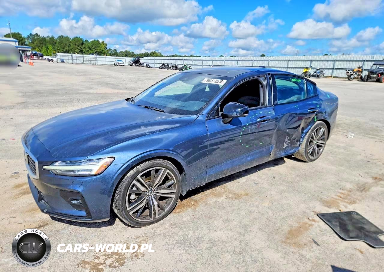 2019 Volvo S60 T5 R-Design