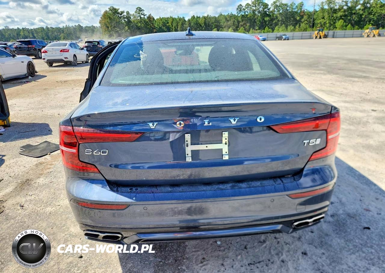 2019 Volvo S60 T5 R-Design VIN:7JR102FM1KG007139 - 6