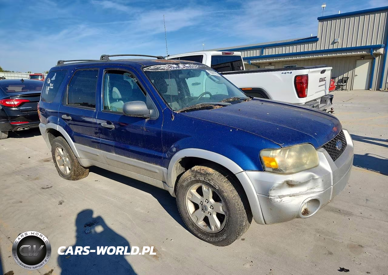 2007 Ford Escape Xlt VIN:1FMCU93117KA41726 - 4