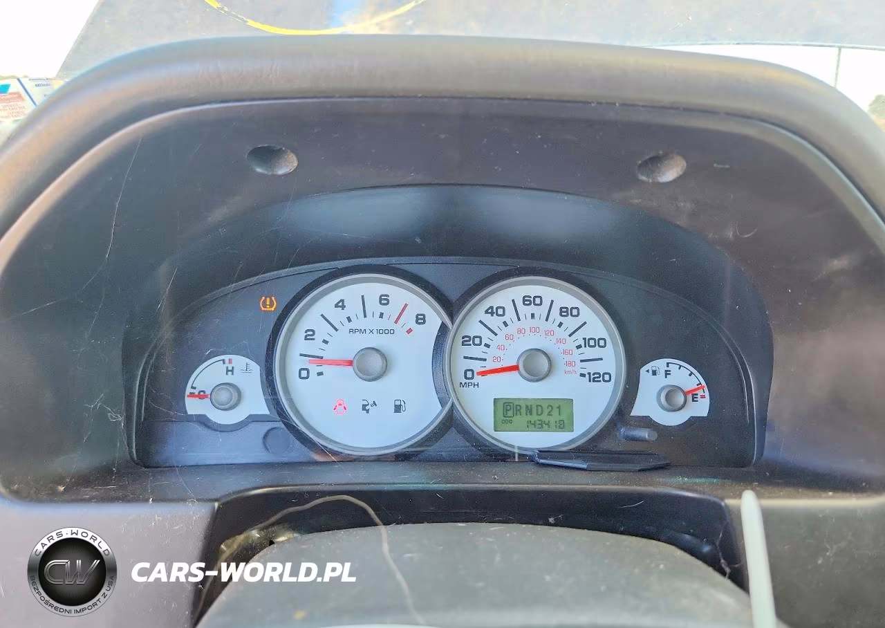 2007 Ford Escape Xlt VIN:1FMCU93117KA41726 - 9