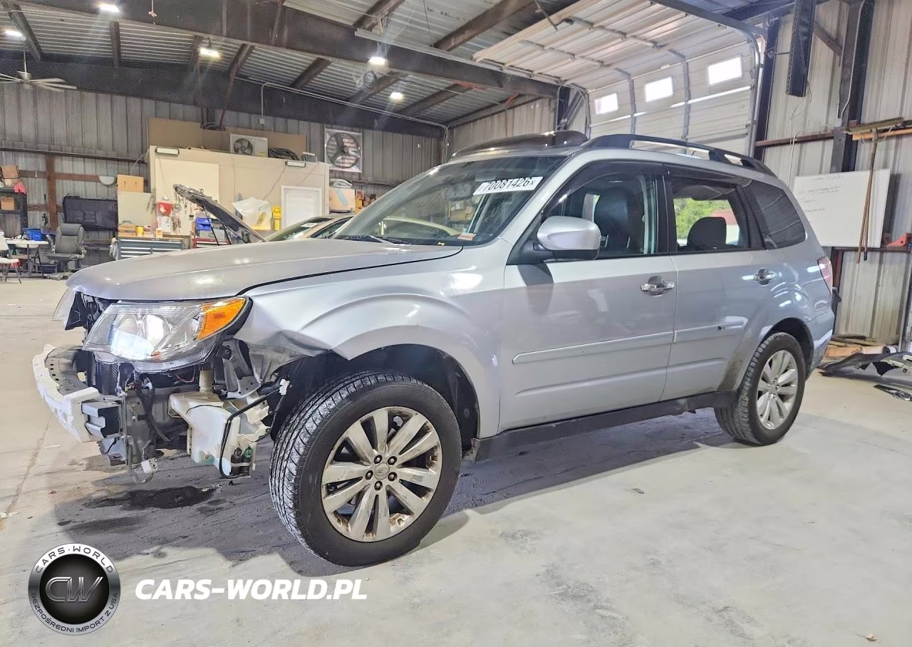 2012 Subaru Forester Limited VIN:JF2SHAEC6CH470146 - 1