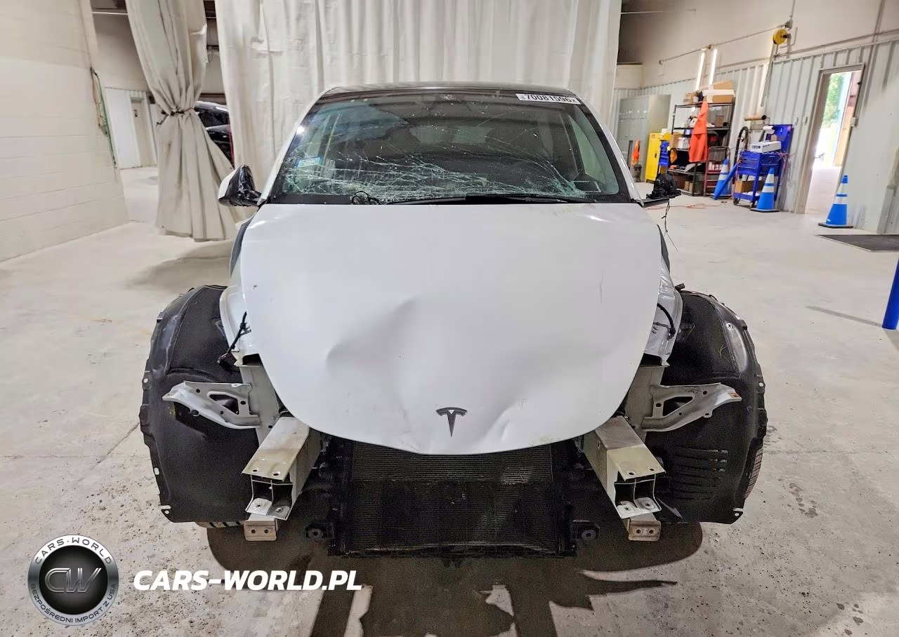 2022 Tesla Model Y VIN:7SAYGAEE1NF518882 - 5