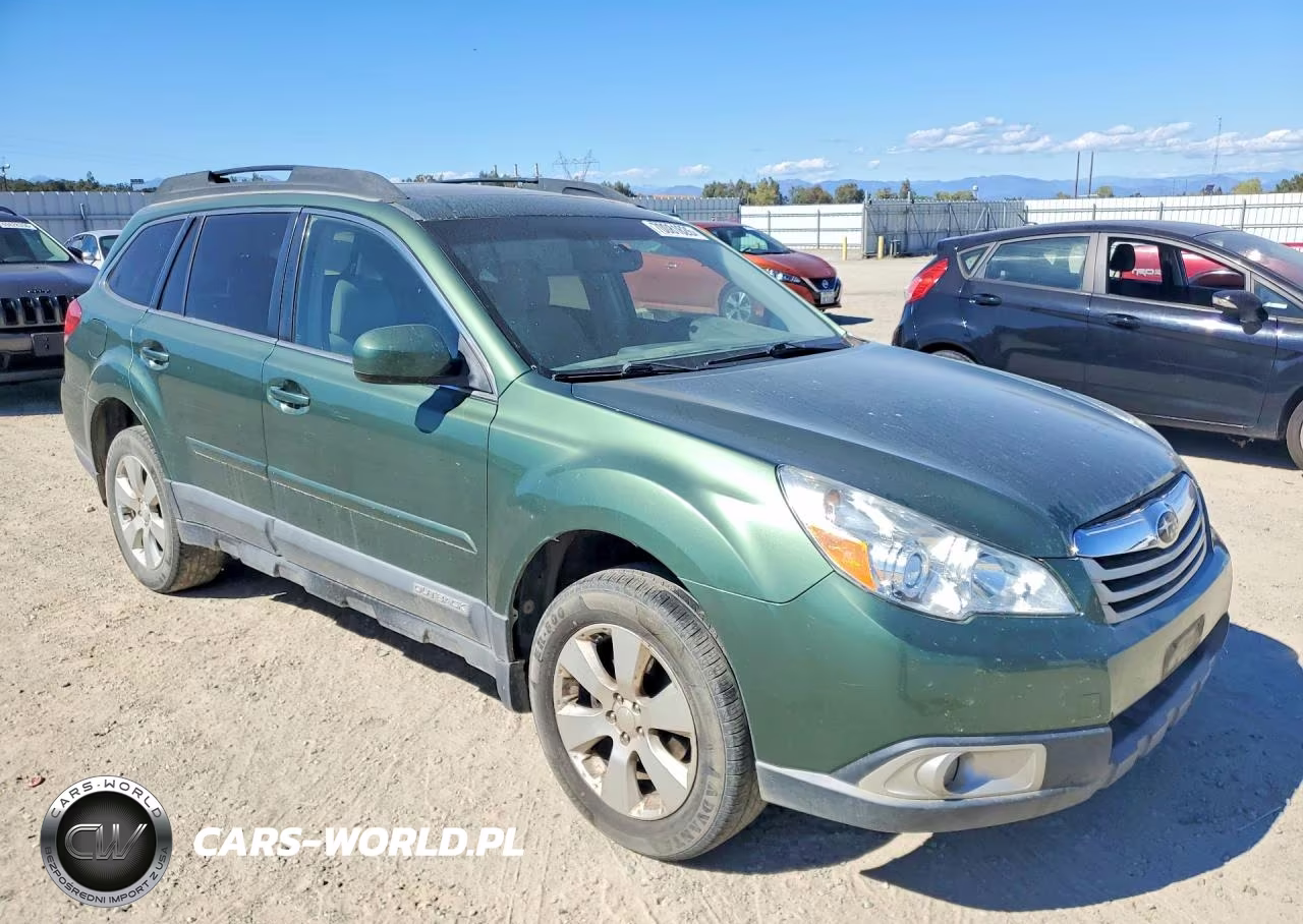 2012 Subaru Outback 2.5I Premium VIN:4S4BRBGC3C3289755 - 4