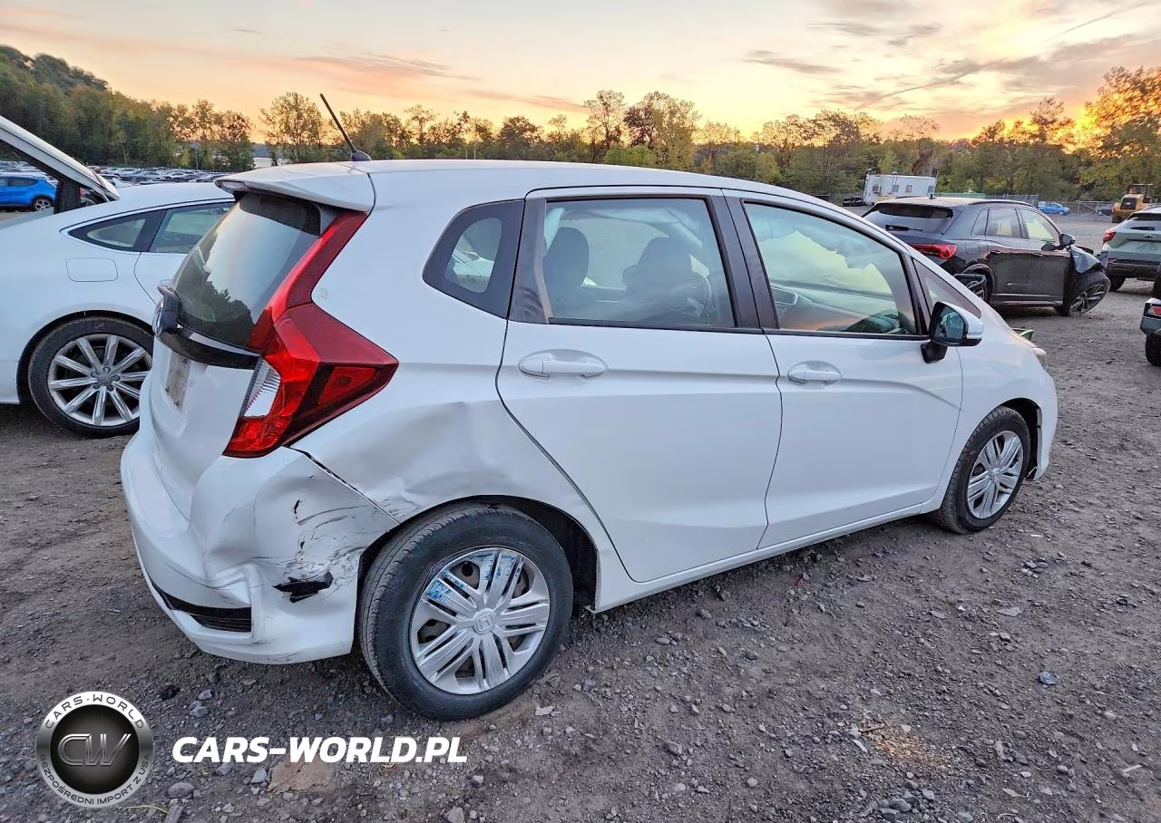 2020 Honda Fit Lx VIN:3HGGK5H48LM710845 - 3
