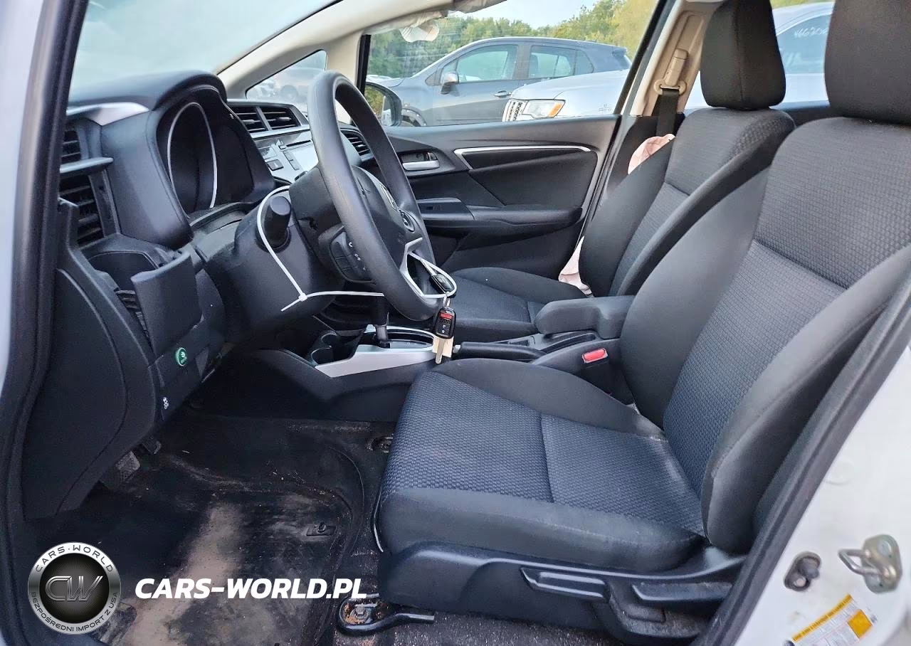 2020 Honda Fit Lx VIN:3HGGK5H48LM710845 - 7