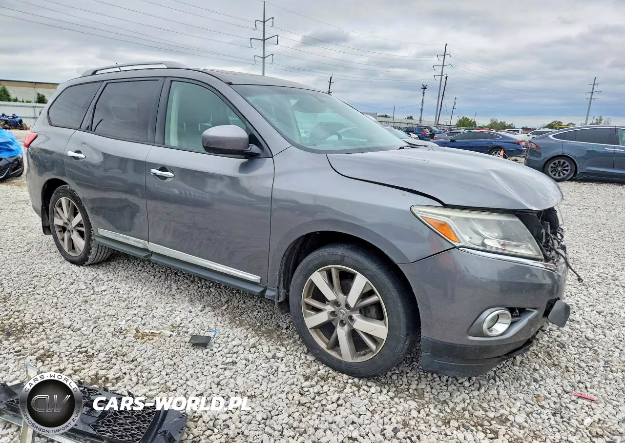 2015 Nissan Pathfinder Platinum VIN:5N1AR2MM5FC626696 - 4
