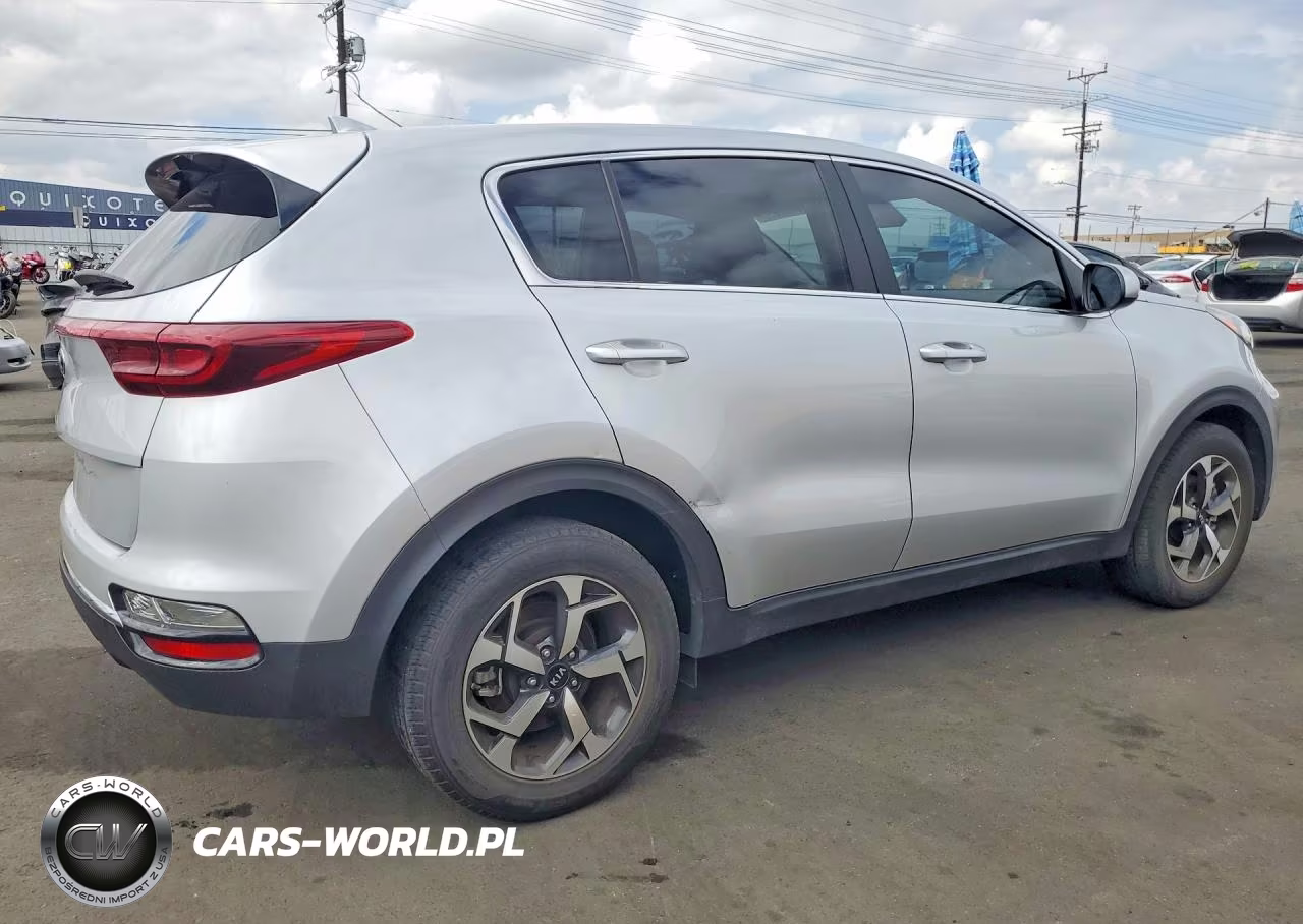 2022 Kia Sportage Lx VIN:KNDPM3AC5N7010888 - 3