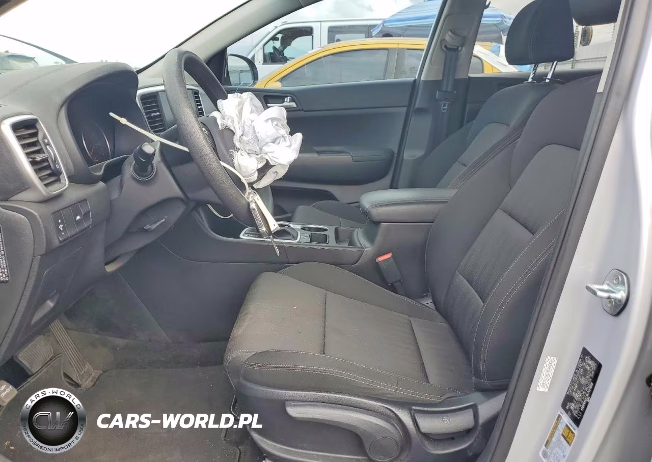 2022 Kia Sportage Lx VIN:KNDPM3AC5N7010888 - 7