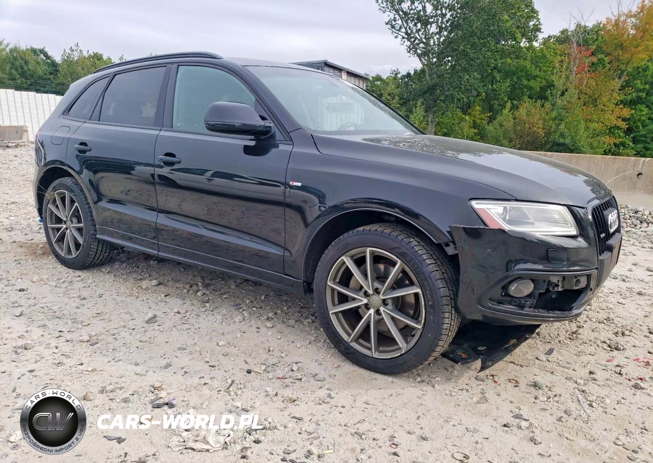 2015 Audi Q5 Prestige VIN:WA1WMBFP8FA104425 - 4