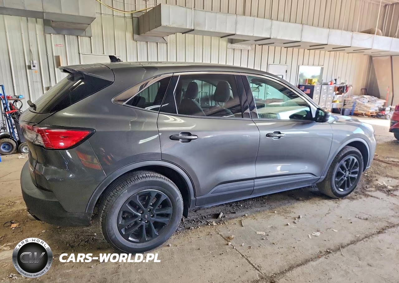 2020 Ford Escape Se VIN:1FMCU9G69LUA26346 - 3