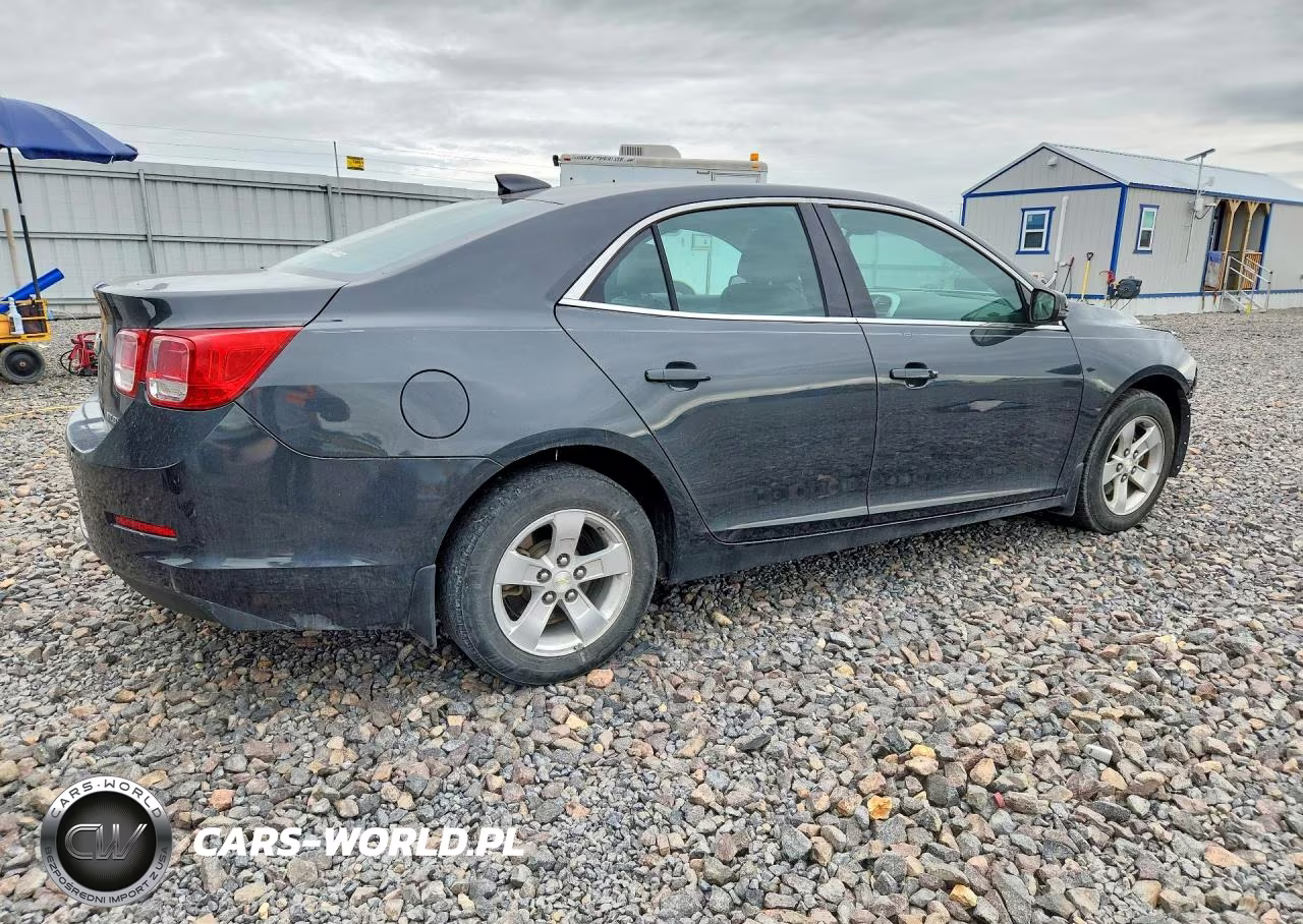 2015 Chevrolet Malibu 1Lt VIN:1G11C5SL7FF251645 - 3