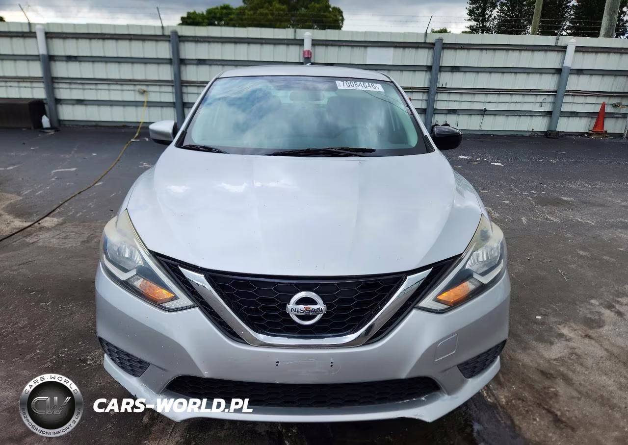 2016 Nissan Sentra S VIN:3N1AB7AP1GY217708 - 5