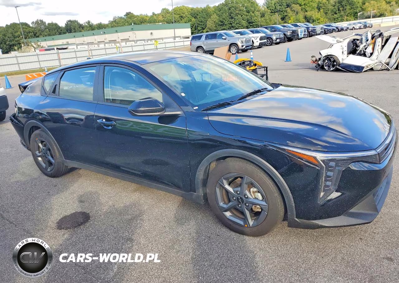 2026 Kia K4 Lxs VIN:3KPFT4DE9TE255367 - 4