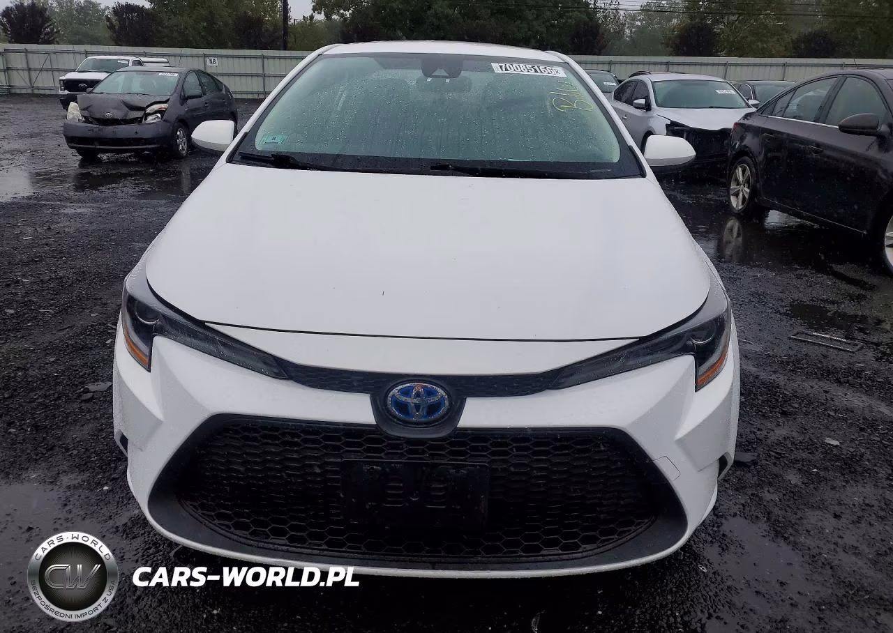 2022 Toyota Corolla Le VIN:JTDEAMDE8N3009213 - 5
