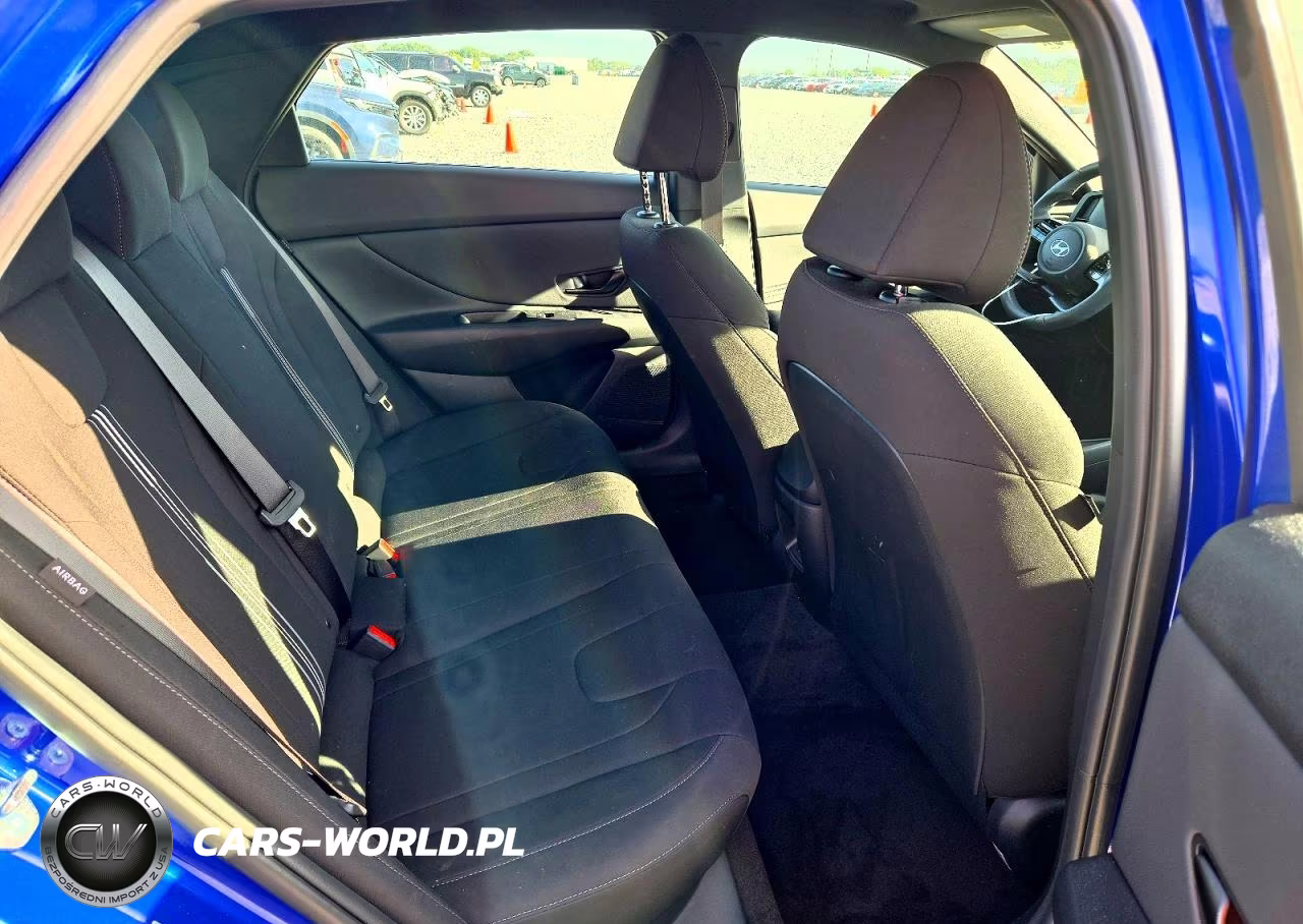 2025 Hyundai Elantra Sel Sport VIN:KMHLM4DG9SU076212 - 10