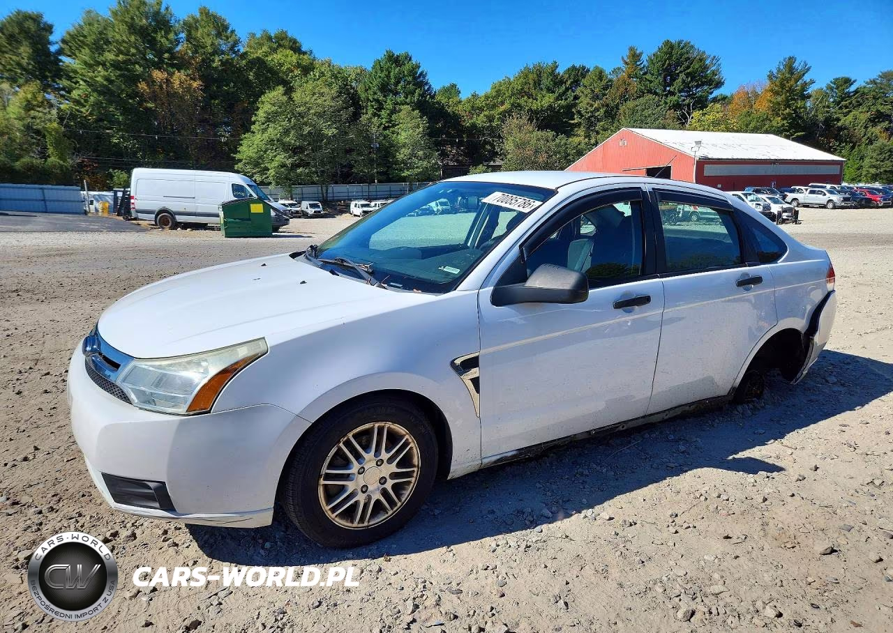 2008 Ford Focus Se VIN:1FAHP35N08W270476 - 1