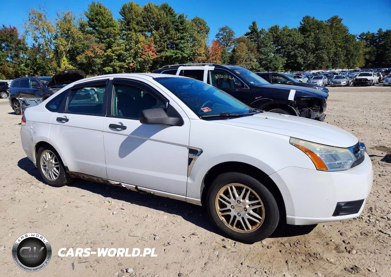 2008 Ford Focus Se VIN:1FAHP35N08W270476 - 4