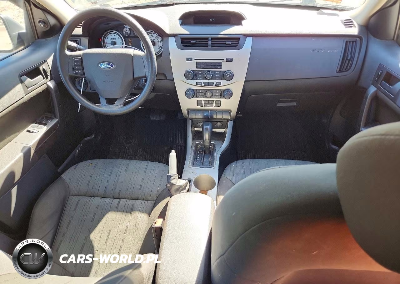 2008 Ford Focus Se VIN:1FAHP35N08W270476 - 8
