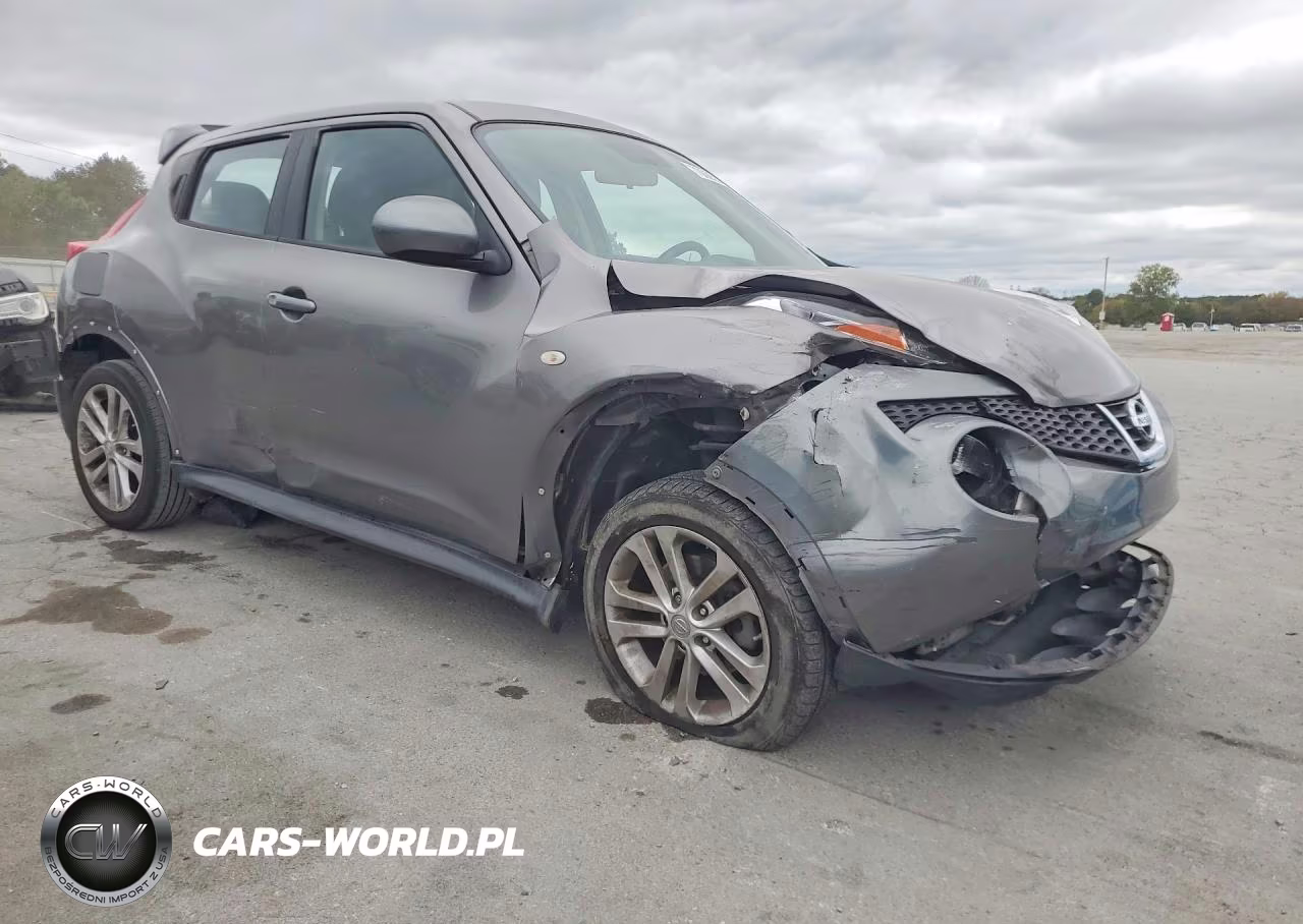 2011 Nissan Juke S VIN:JN8AF5MR5BT017469 - 4