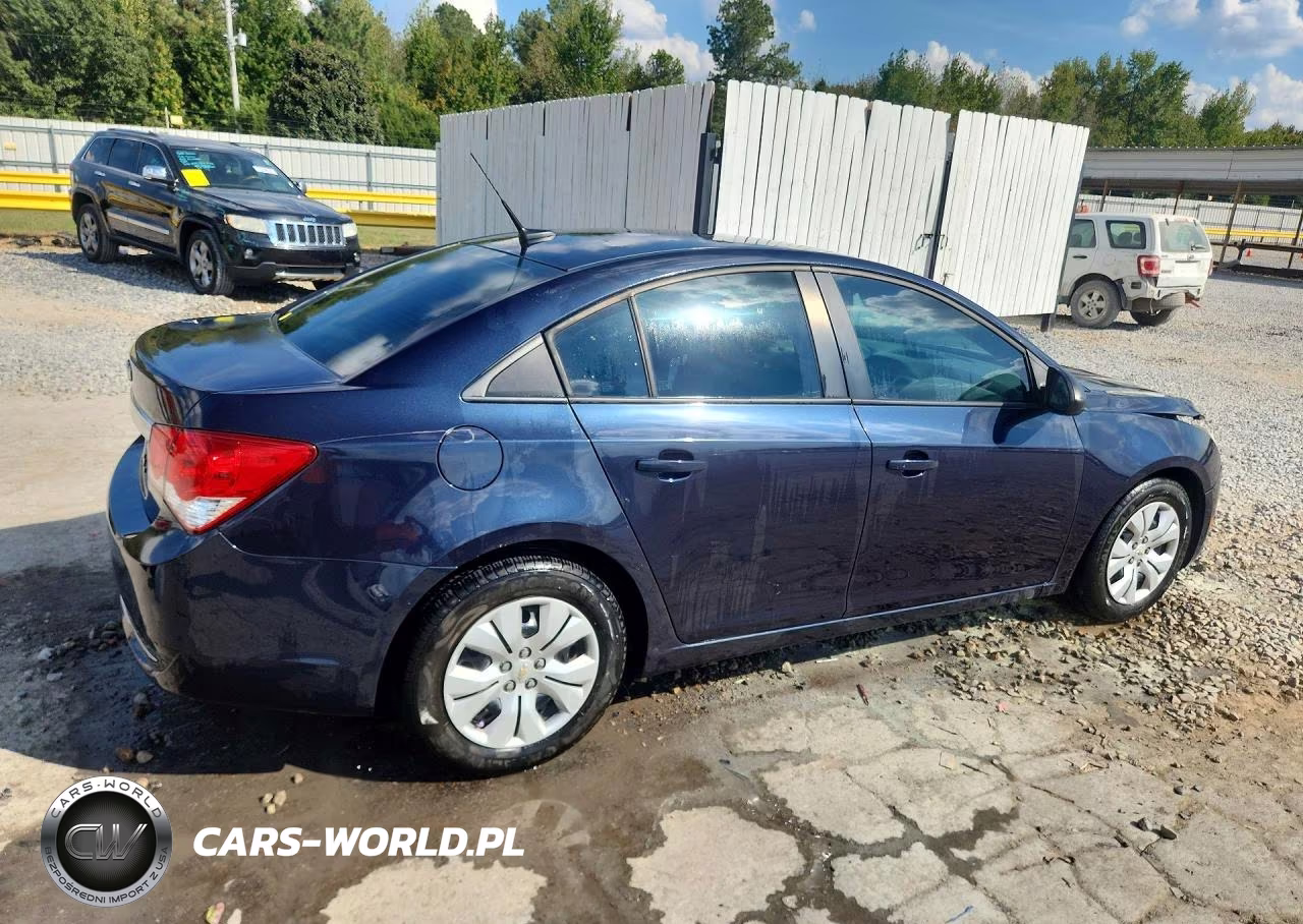2014 Chevrolet Cruze Ls VIN:1G1PA5SH9E7209045 - 3
