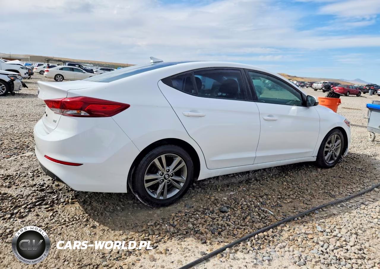 2017 Hyundai Elantra Se VIN:5NPD84LF4HH009333 - 3