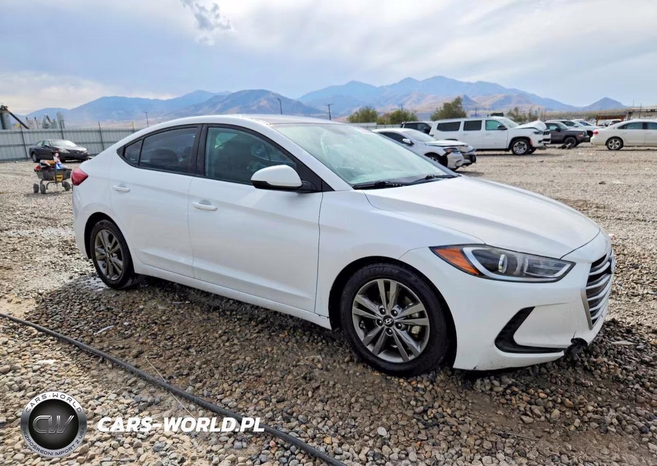 2017 Hyundai Elantra Se VIN:5NPD84LF4HH009333 - 4