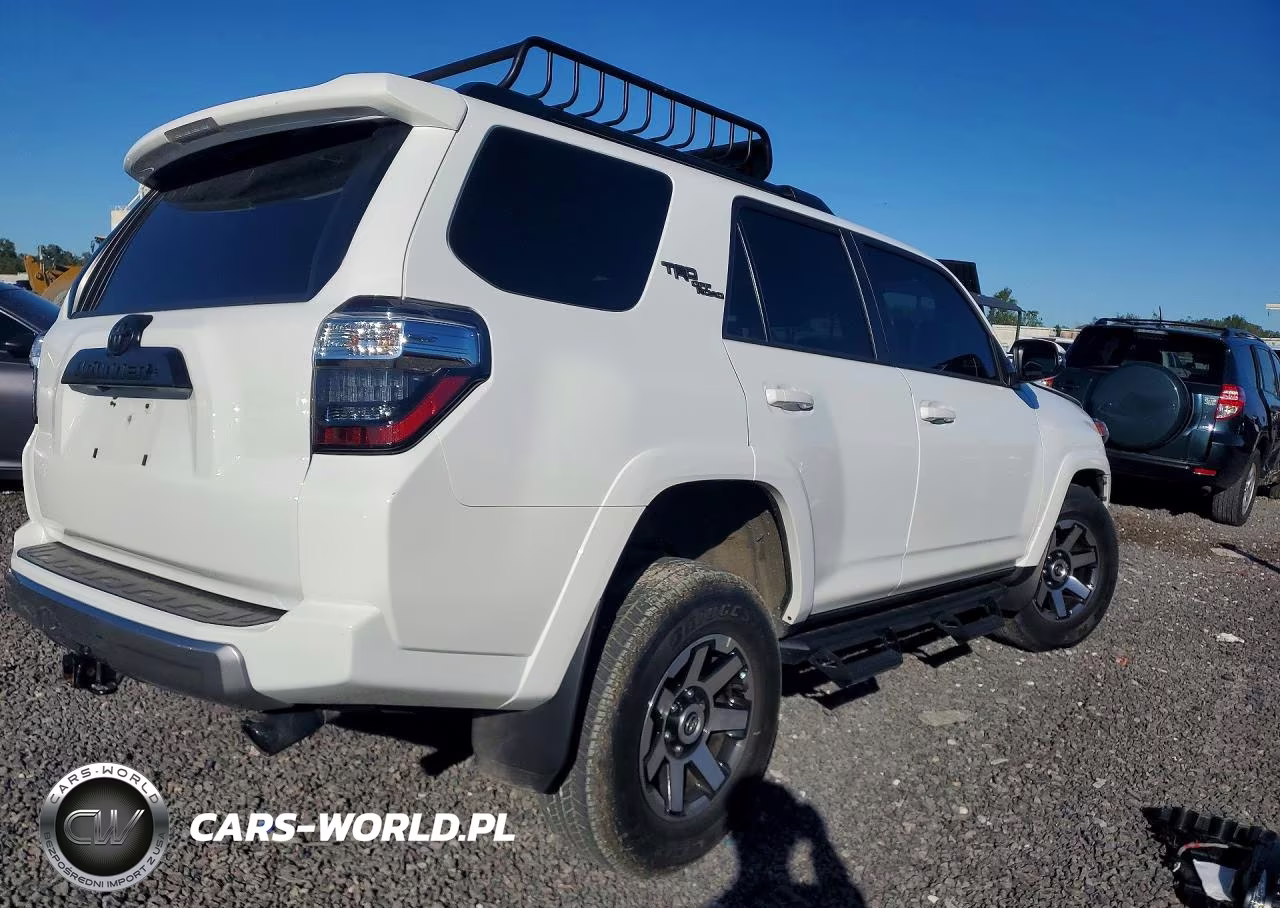 2024 Toyota 4Runner Trd Off-Road Premium VIN:JTERU5JR6R6290742 - 3